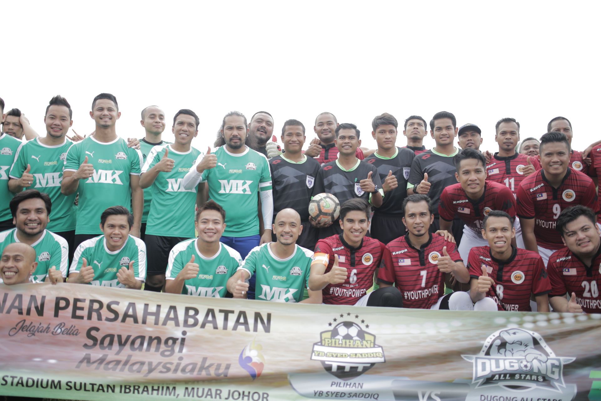 PERLAWANAN PERSAHABATAN BOLA SEPAK ANTARA ‘PILIHAN YB SYED SADDIQ’ VS ‘DUGONG ALL STARS’