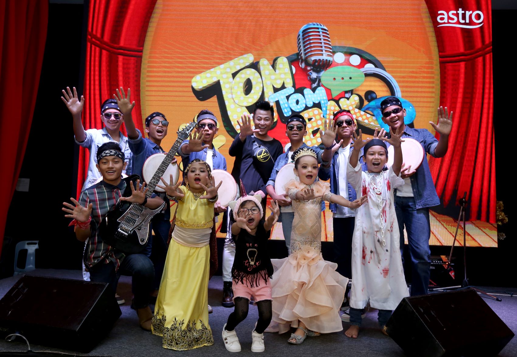 Lebih Bertenaga, Kecomelan Berganda – #TomTomBak Kembali!